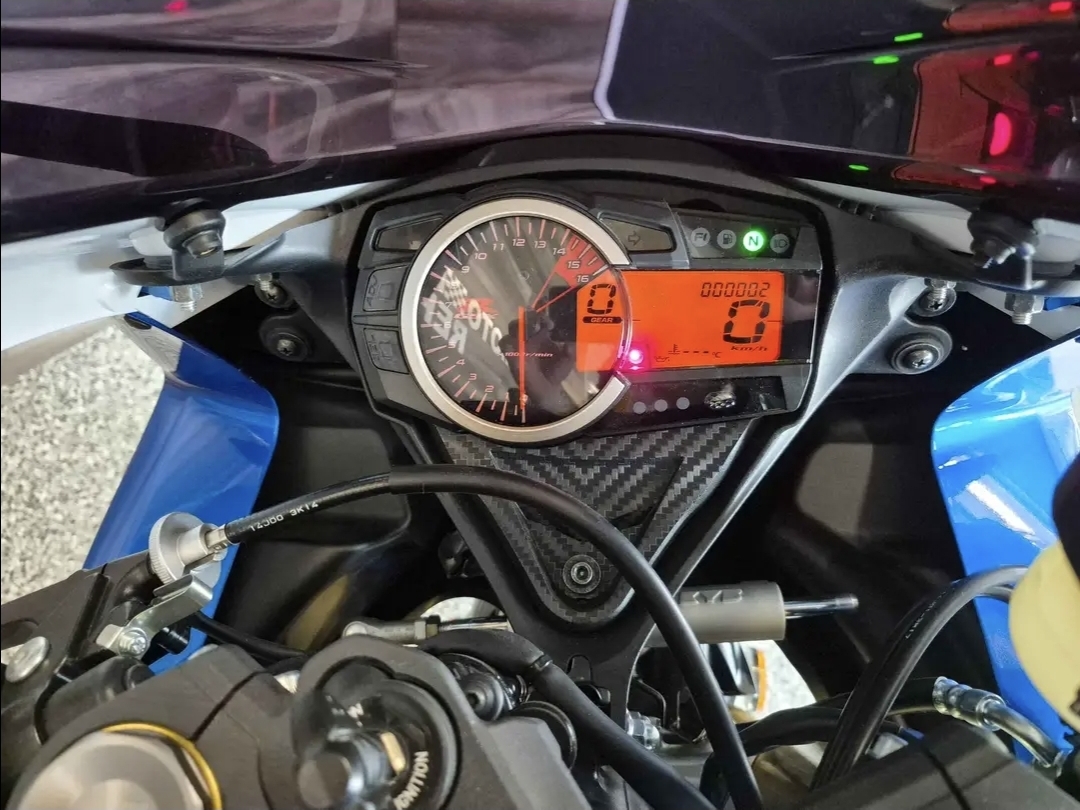 Suzuki GSX-R 750 2024 – Dédouanée 2026 image 1